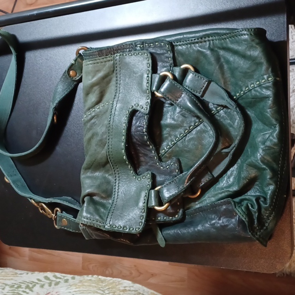 Lucky Brand Abbey Road fold over crossbody leather bag.